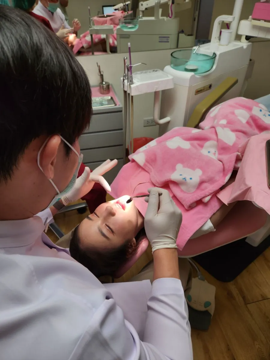 ขั้นตอนตรวจและวางแผนจัดฟันใส Invisalign