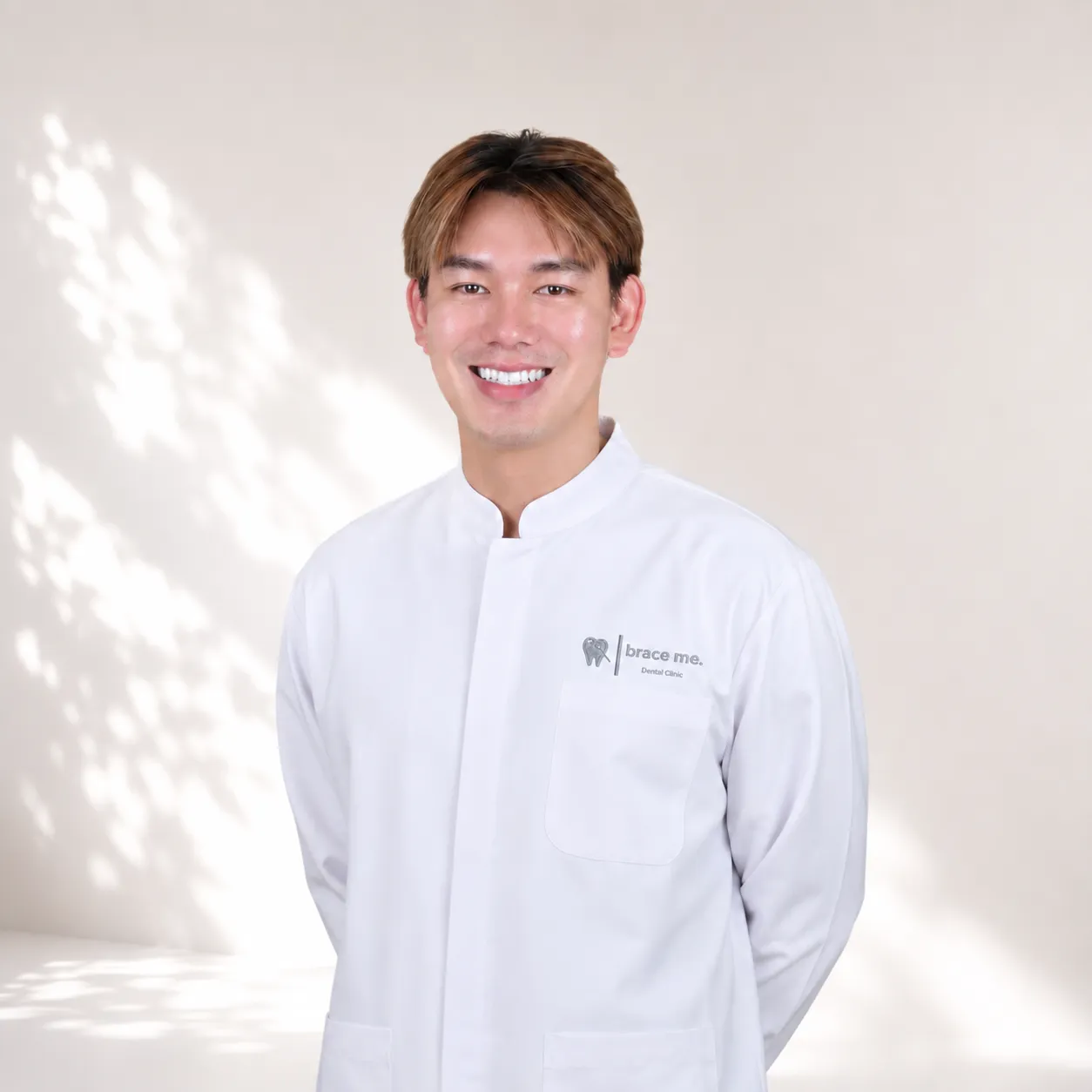 ทพ. ทยา รักษ์วงคณา ทีมทันตแพทย์ Brace Me Dental Clinic